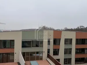 Pronájem bytu 2+kk, Praha - Radlice, U Komína, 45 m2