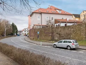 Pronájem bytu 2+kk, Jindřichův Hradec, nám. Míru, 58 m2