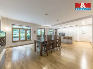 Prodej bytu 4+kk, Praha - Břevnov, Šlikova, 217 m2