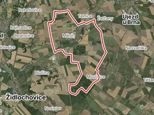 Prodej pole, Měnín, 63284 m2