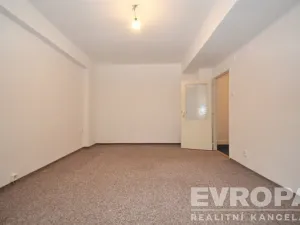 Prodej bytu 2+1, Praha, Oblouková, 60 m2