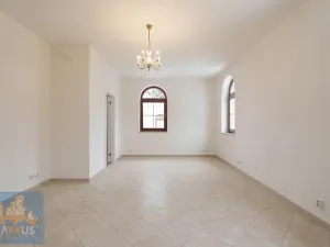 Pronájem vily, Praha - Nebušice, Nebušická, 243 m2