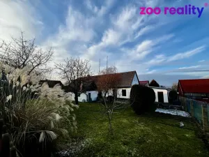 Prodej rodinného domu, Velký Chlumec - Malý Chlumec, 158 m2