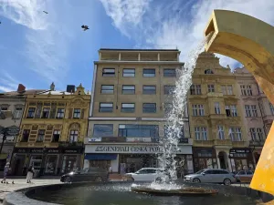 Pronájem kanceláře, Plzeň, náměstí Republiky, 125 m2