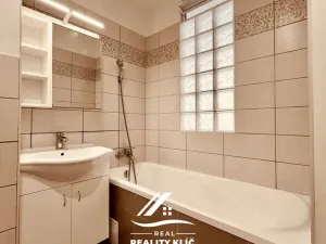 Prodej bytu 1+1, Ostrava, Garážní, 40 m2