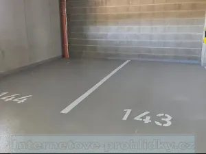 Pronájem bytu 2+kk, Praha - Štěrboholy, Rathouského, 48 m2