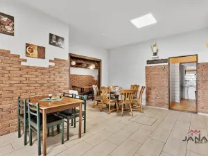 Prodej restaurace, Příšovice, 300 m2