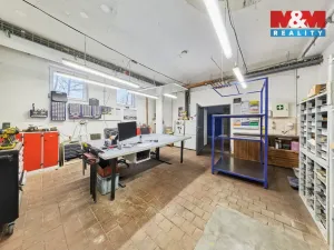 Prodej výrobních prostor, Trutnov - Horní Staré Město, 1667 m2