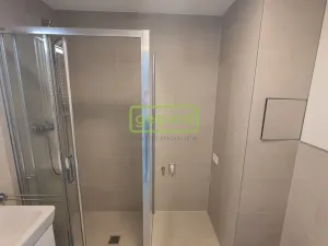 Pronájem bytu 1+kk, Praha, Kolbenova, 35 m2