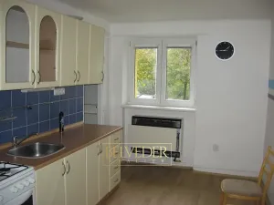 Pronájem bytu 1+1, Teplice, Pod Doubravkou, 34 m2