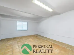 Prodej rodinného domu, Přelouč, Pražská, 227 m2