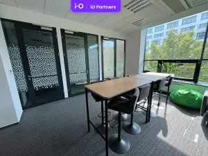 Pronájem kanceláře, Praha - Karlín, Rohanské nábřeží, 466 m2