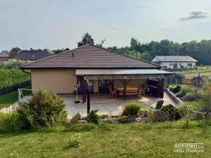 Prodej rodinného domu, Puklice, 231 m2