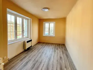 Pronájem bytu 2+kk, Praha - Vysočany, Pod pekárnami, 45 m2