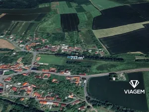 Prodej pole, Komárno, 717 m2