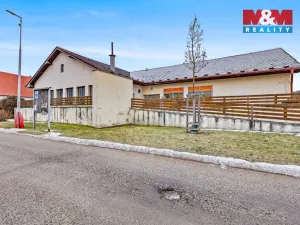 Prodej obchodního prostoru, Kryry - Stebno, 345 m2