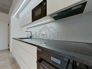 Prodej bytu 2+kk, Praha - Kbely, Sedlářova, 53 m2