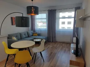 Pronájem bytu 2+kk, Praha - Uhříněves, Karla Guta, 48 m2