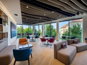 Pronájem kanceláře, Praha - Michle, Želetavská, 1000 m2