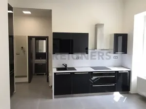 Pronájem bytu 2+kk, Brno, Jakubské náměstí, 46 m2