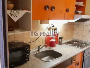 Prodej bytu 2+kk, Praha - Háje, Kupeckého, 42 m2