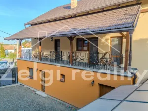 Prodej rodinného domu, Bulhary, 340 m2