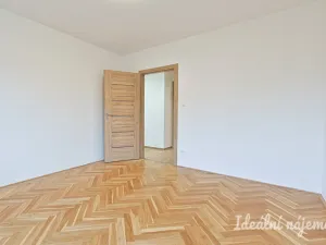 Pronájem bytu 2+1, Brno, Lomená, 52 m2