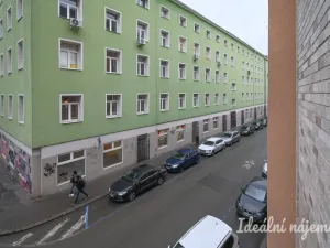 Pronájem bytu 1+kk, Brno, Bratislavská, 29 m2