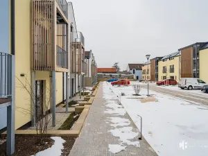 Prodej podílu bytu 3+kk, Přezletice, Zahradní, 148 m2
