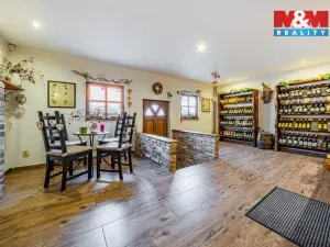 Prodej obchodního prostoru, Kladno - Kročehlavy, Vrchlického, 163 m2