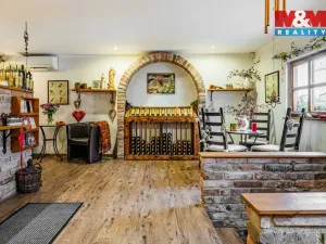 Prodej obchodního prostoru, Kladno - Kročehlavy, Vrchlického, 163 m2