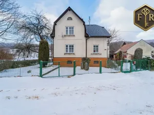 Prodej rodinného domu, Petrovice, 246 m2