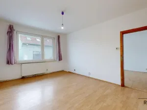 Prodej bytu 3+1, Jaroměřice nad Rokytnou, Družstevní, 69 m2