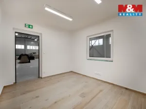 Pronájem skladu, Cerekvice nad Loučnou - Pekla, 2380 m2