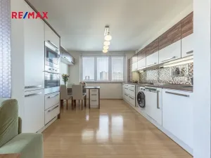 Pronájem bytu 2+kk, Praha - Kamýk, Krhanická, 54 m2