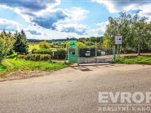 Prodej zahrady, Benešov, 300 m2