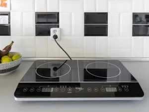 Pronájem bytu 1+kk, Praha - Kobylisy, Kyselova, 22 m2