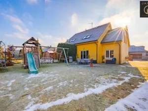 Prodej rodinného domu, Nové Strašecí, Myslivečkova, 100 m2