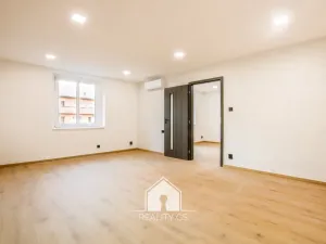 Pronájem bytu 2+kk, Ústí nad Labem, Na Vlnovce, 52 m2