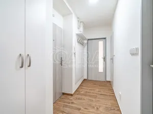 Pronájem bytu 2+1, Kralupy nad Vltavou - Lobeček, Dr. E. Beneše, 53 m2