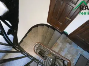 Prodej činžovního domu, Karlovy Vary, Moravská, 248 m2