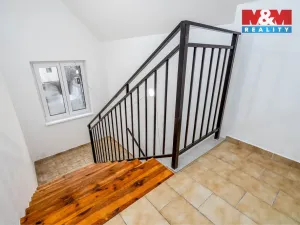 Prodej rodinného domu, Praha - Horní Počernice, Jasenná, 292 m2