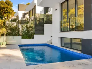 Prodej rodinného domu, Málaga, Španělsko, 461 m2