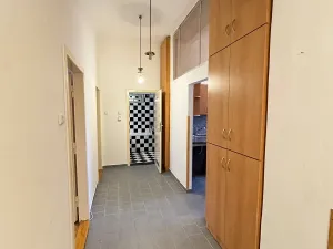 Pronájem bytu 3+1, Praha, Kolínská, 93 m2