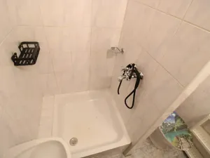 Pronájem bytu 1+kk, Praha - Karlín, Nekvasilova, 28 m2