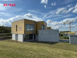 Prodej rodinného domu, Praha - Horní Počernice, Krotitelů, 197 m2