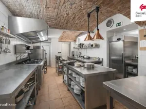 Prodej ubytování, Slaný, Masarykovo náměstí, 1742 m2