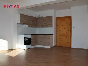 Pronájem bytu 1+kk, Klatovy, Rybníčky, 35 m2