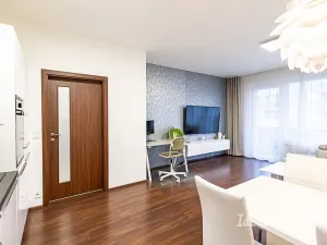 Pronájem bytu 2+kk, Praha - Hloubětín, Granitova, 53 m2