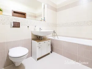 Pronájem bytu 2+kk, Praha - Hloubětín, Granitova, 53 m2